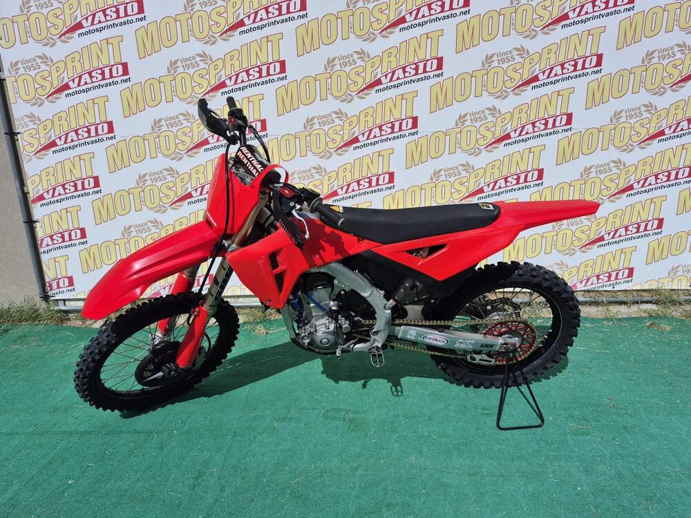 Honda CRF 450 R (2025) (2)