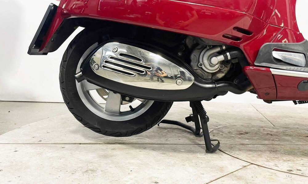 Vespa GTS 250 i.e. abs (5)