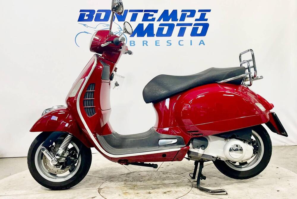 Vespa GTS 250 i.e. abs (2)