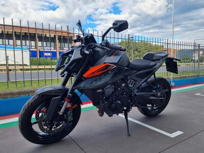 KTM 990 Duke (2024 - 26) usata