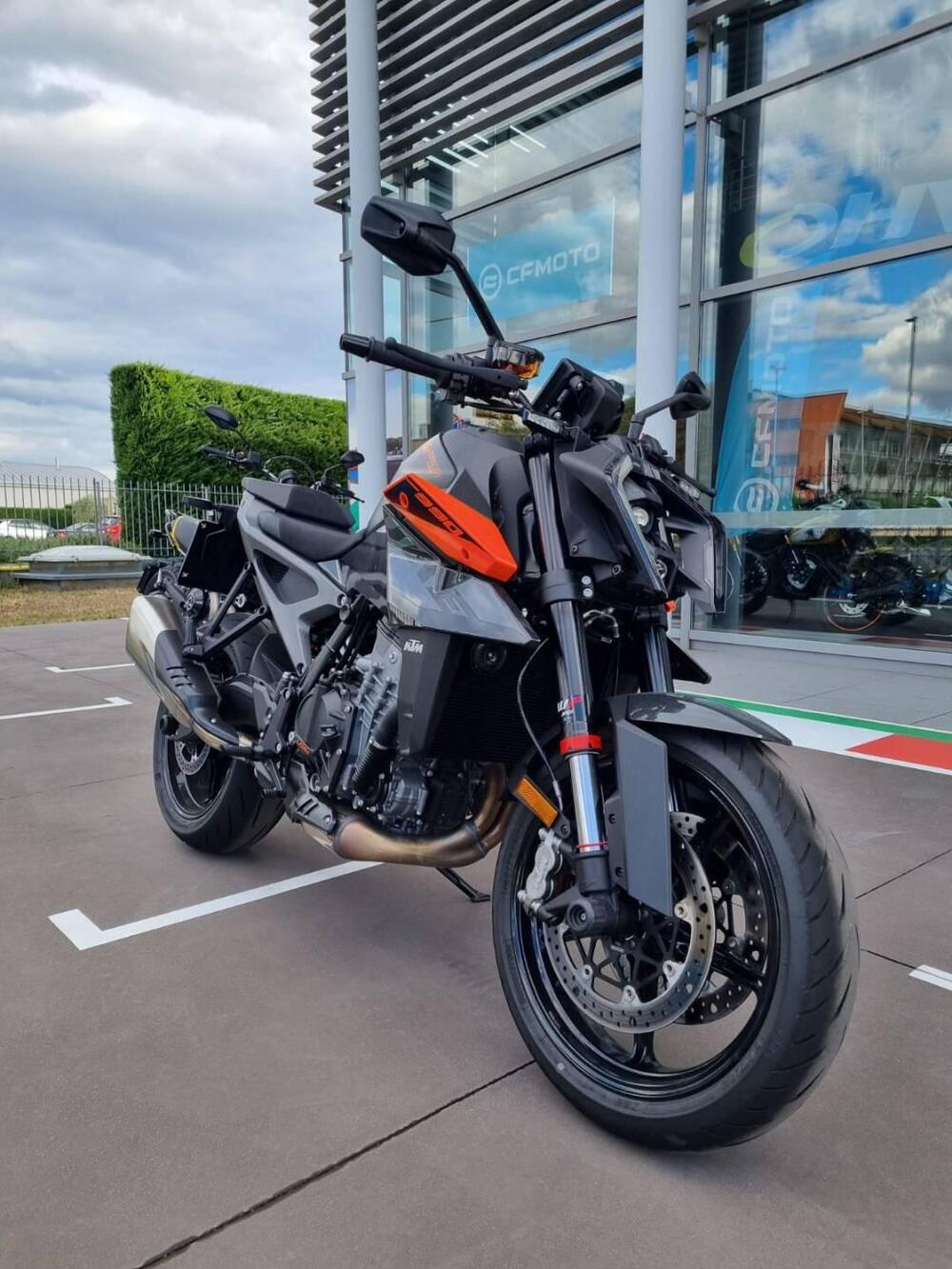 KTM 990 Duke (2024 - 26) (4)