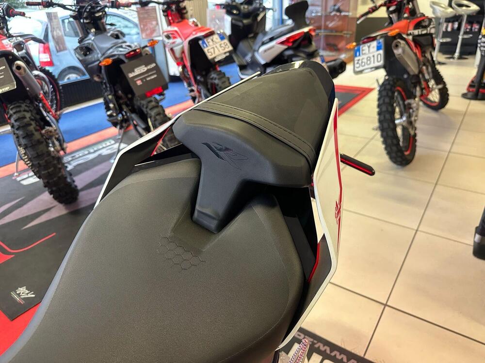 Zontes ZT703-RR (2025 - 26) (18)