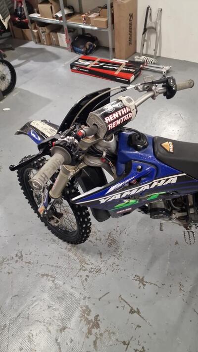 Yamaha YZ 125 (2017) usata