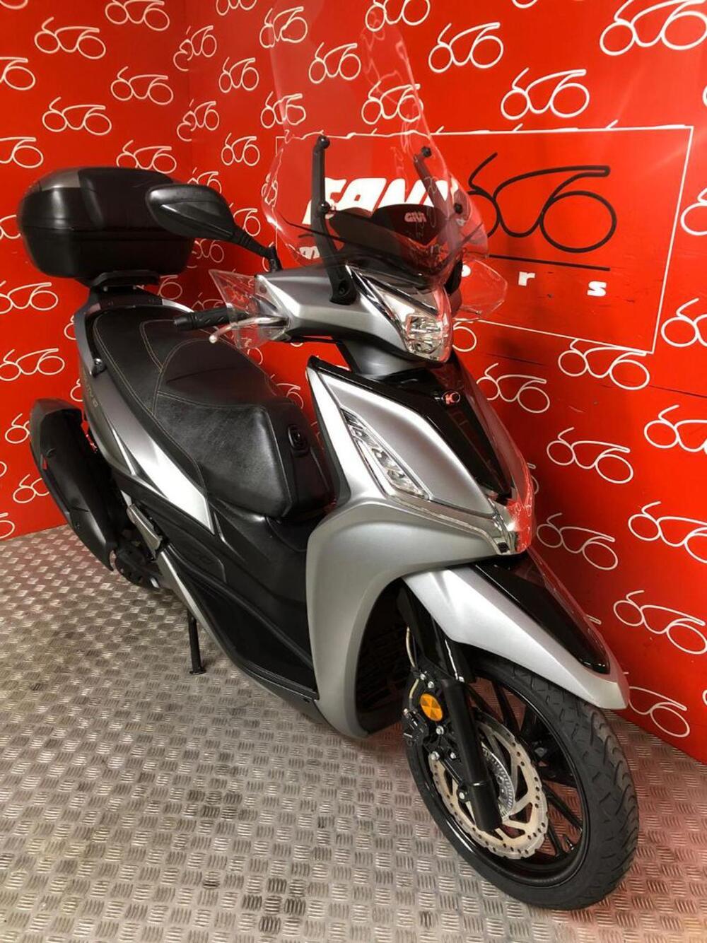 Kymco Agility 300i (2021 - 25) (2)