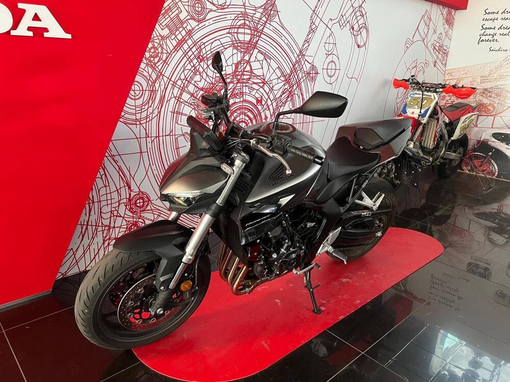 Honda CB 1000 Hornet (2025 - 26) (4)