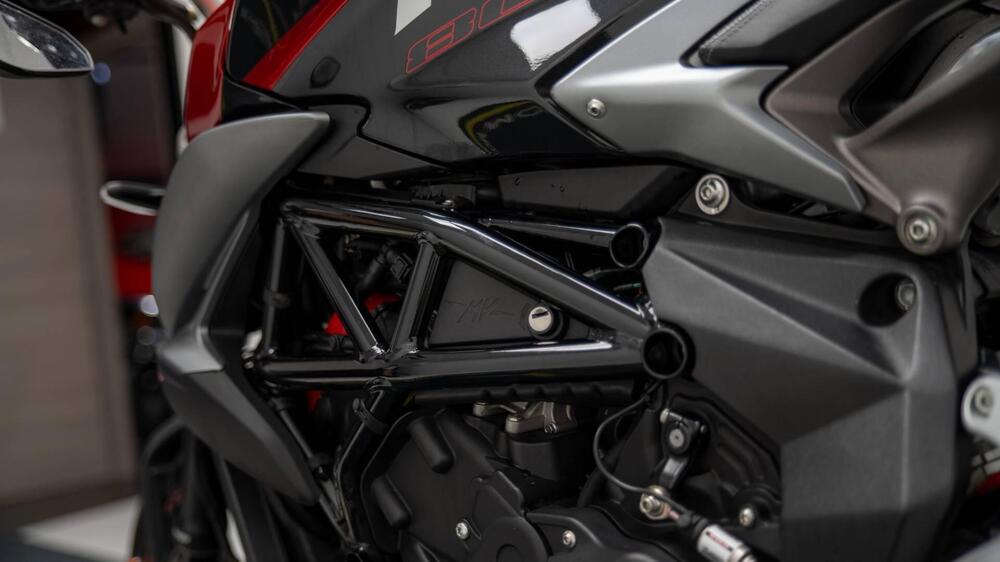 MV Agusta Brutale 800 RR (2017 - 20) (14)