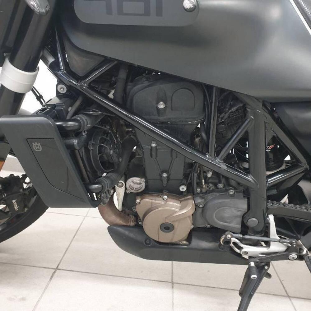 Husqvarna Svartpilen 701 (2019) (2)