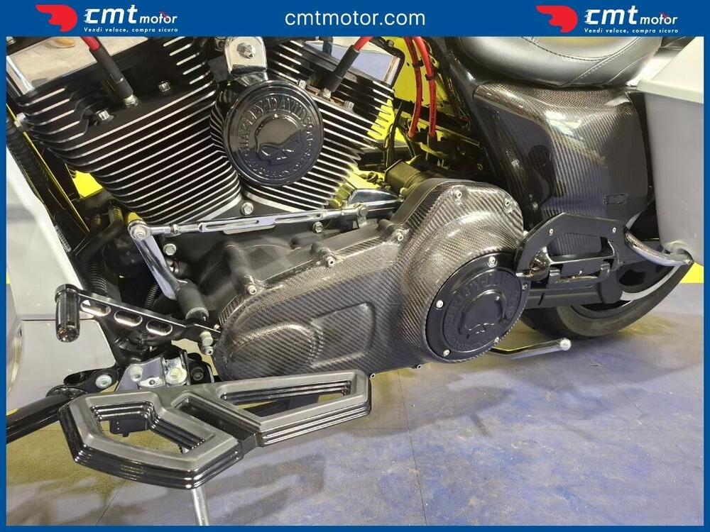 Harley-Davidson 1690 Road Glide (2007 - 12) (9)