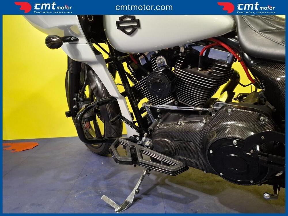 Harley-Davidson 1690 Road Glide (2007 - 12) (14)