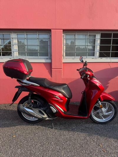 Honda SH 150i (2020 - 23) usata