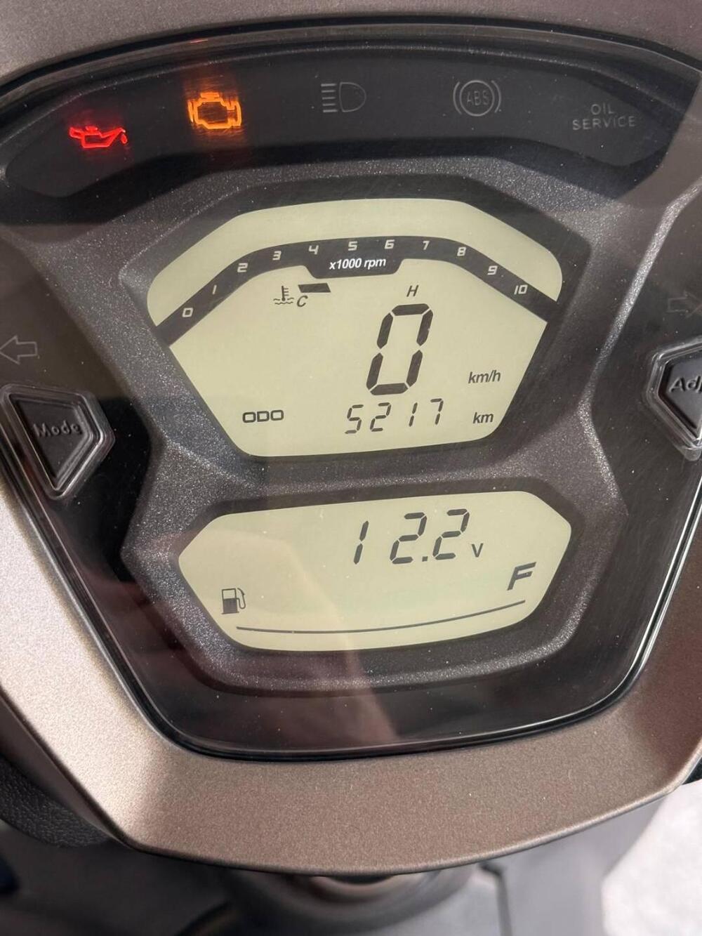 Kymco Agility 300i (2021 - 25) (4)