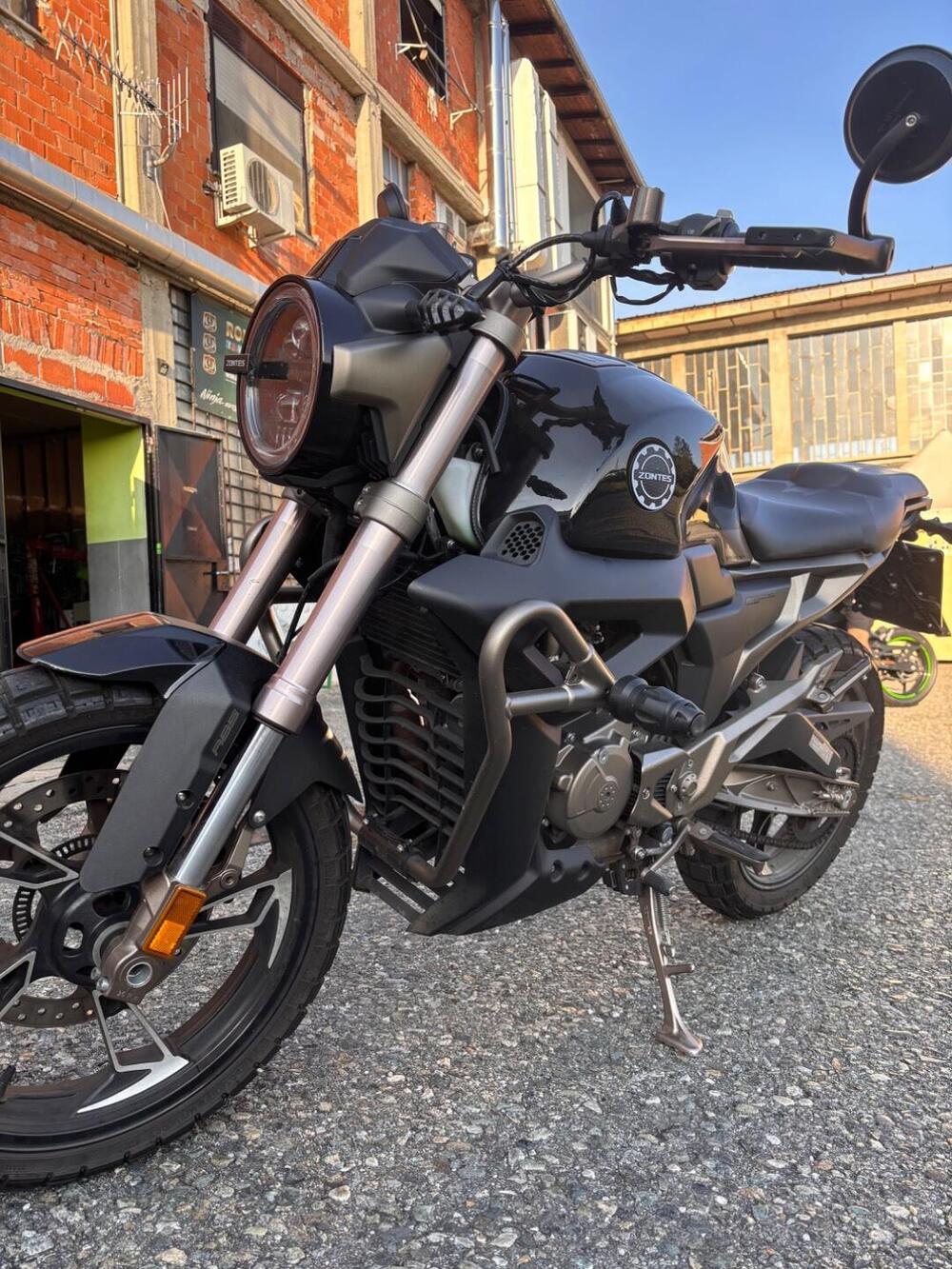 Zontes ZT125-G1 (2020 - 26) (7)