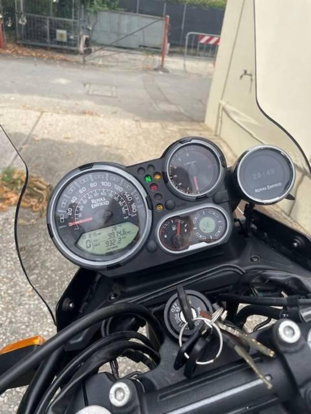 Royal Enfield Himalayan 411 (2021 - 24) (5)