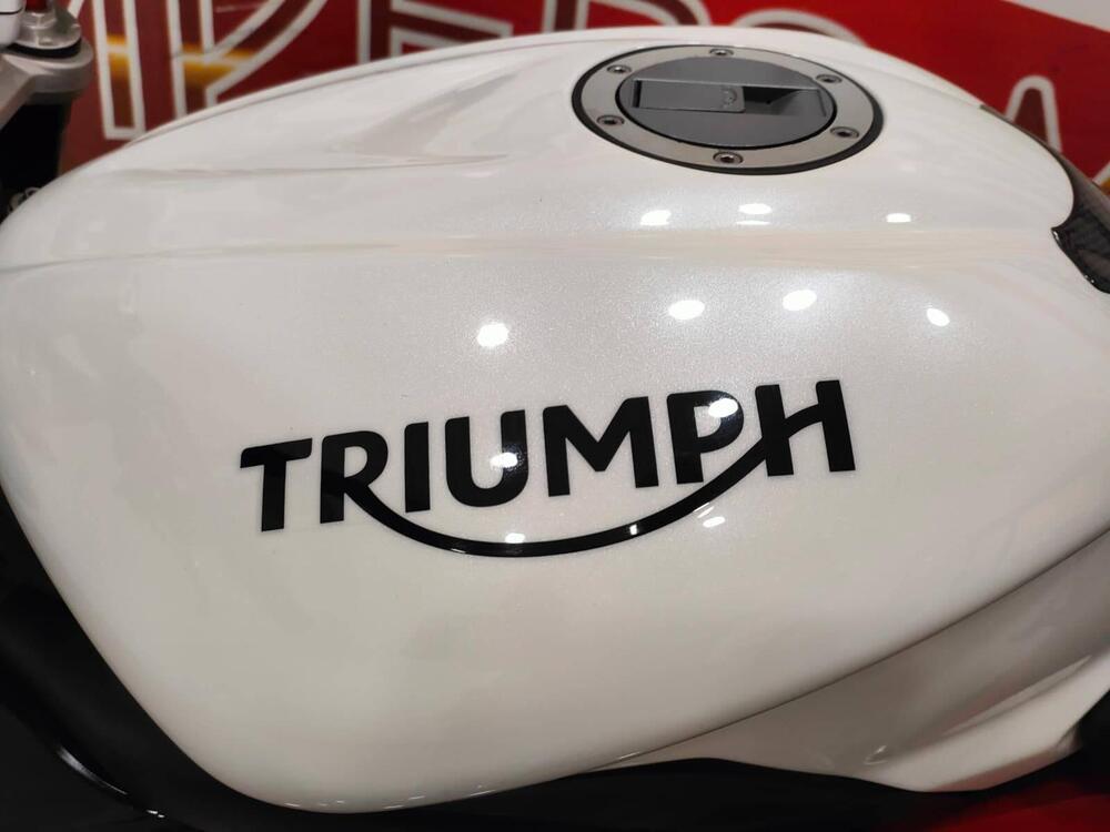 Triumph Street Triple R (2017 - 20) (8)