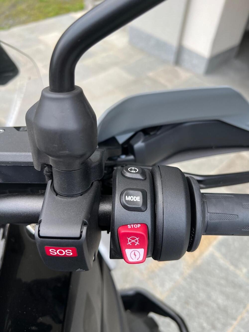 Bmw R 1300 GS Triple Black (2023 - 26) (9)