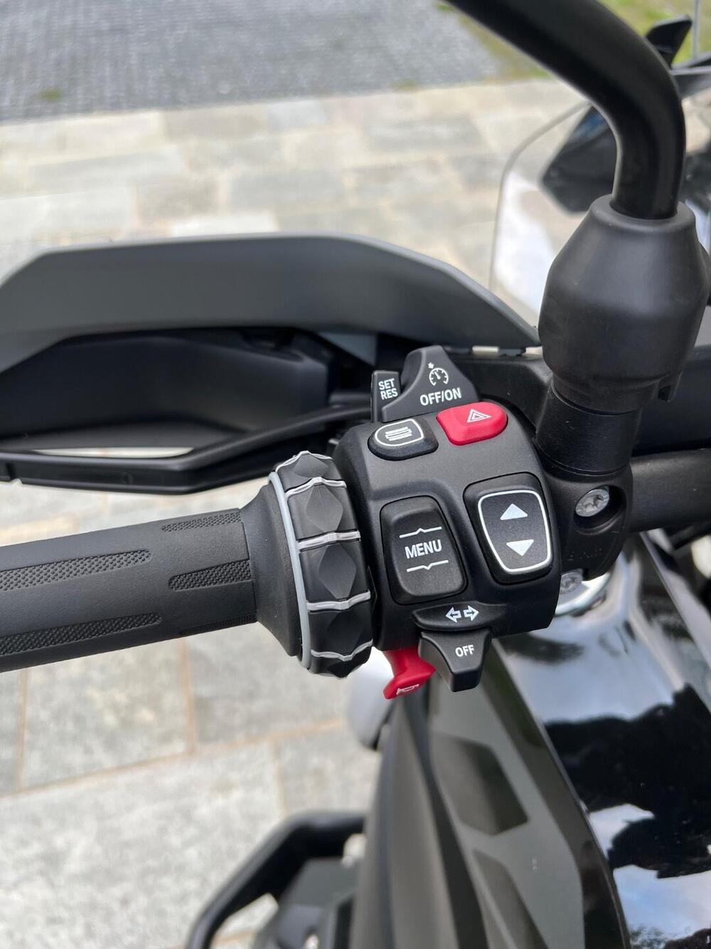 Bmw R 1300 GS Triple Black (2023 - 26) (10)