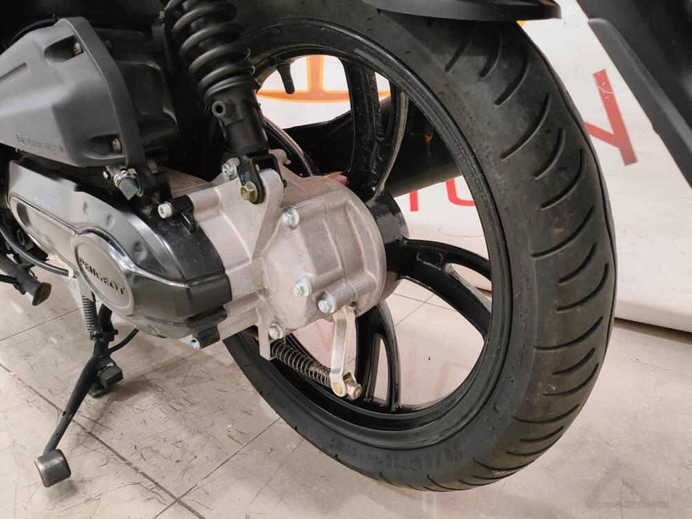 Peugeot Tweet 50 Active (2021 - 25) (5)