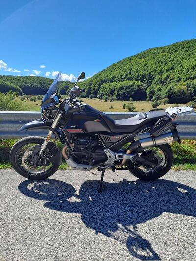 Moto Guzzi V85 TT (2021 - 23) usata