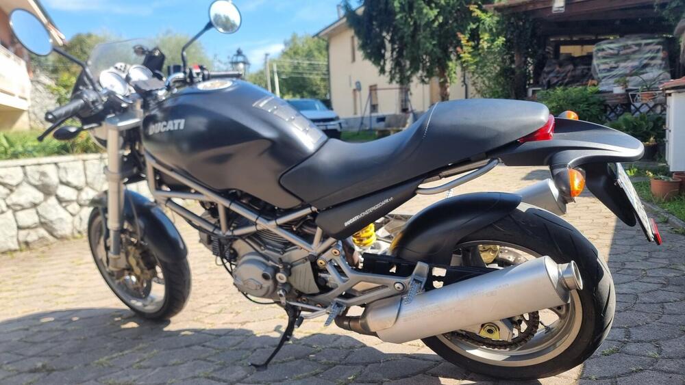 Ducati Monster 620 dark  (4)