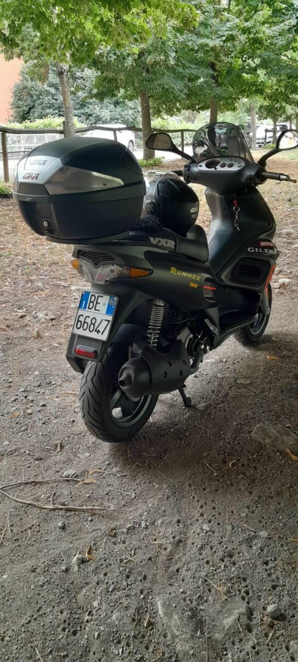 Gilera Runner 180 VXR (2001) (5)