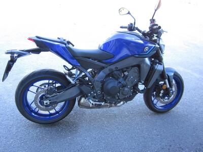 Yamaha MT-09 Y-AMT (2024 - 25) usata
