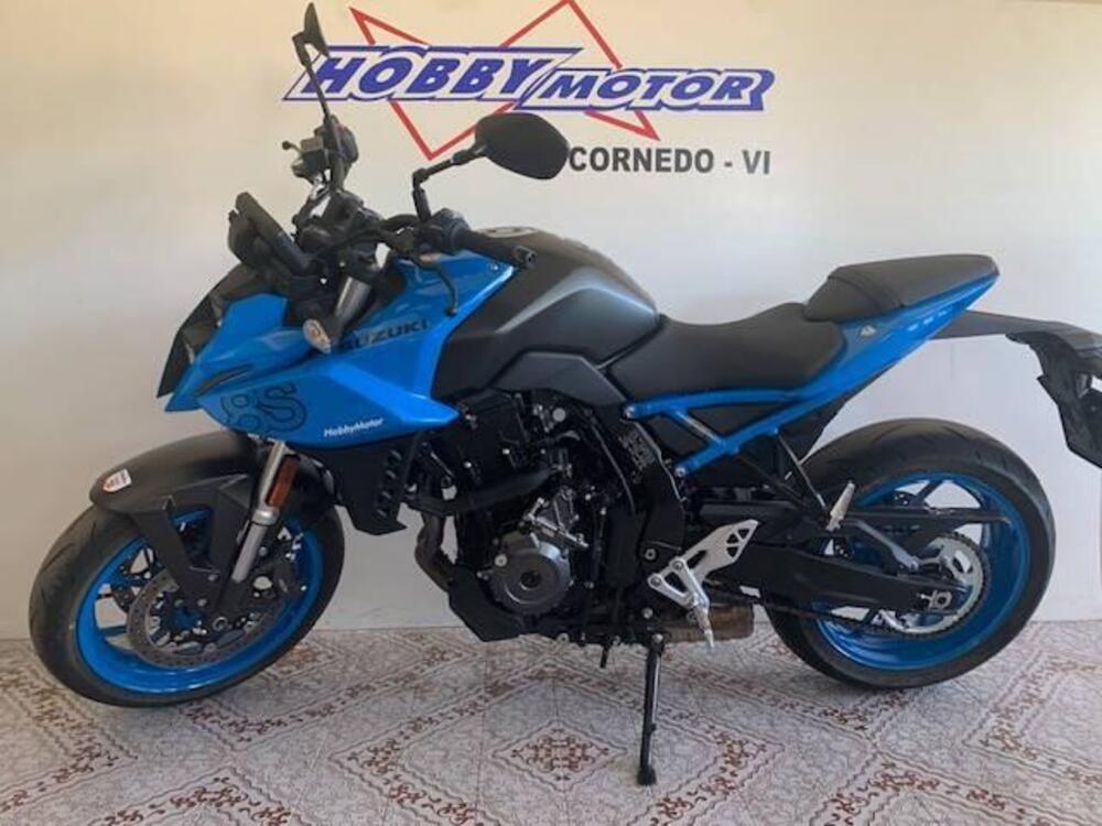 Suzuki GSX-8S (2023 - 24) (7)