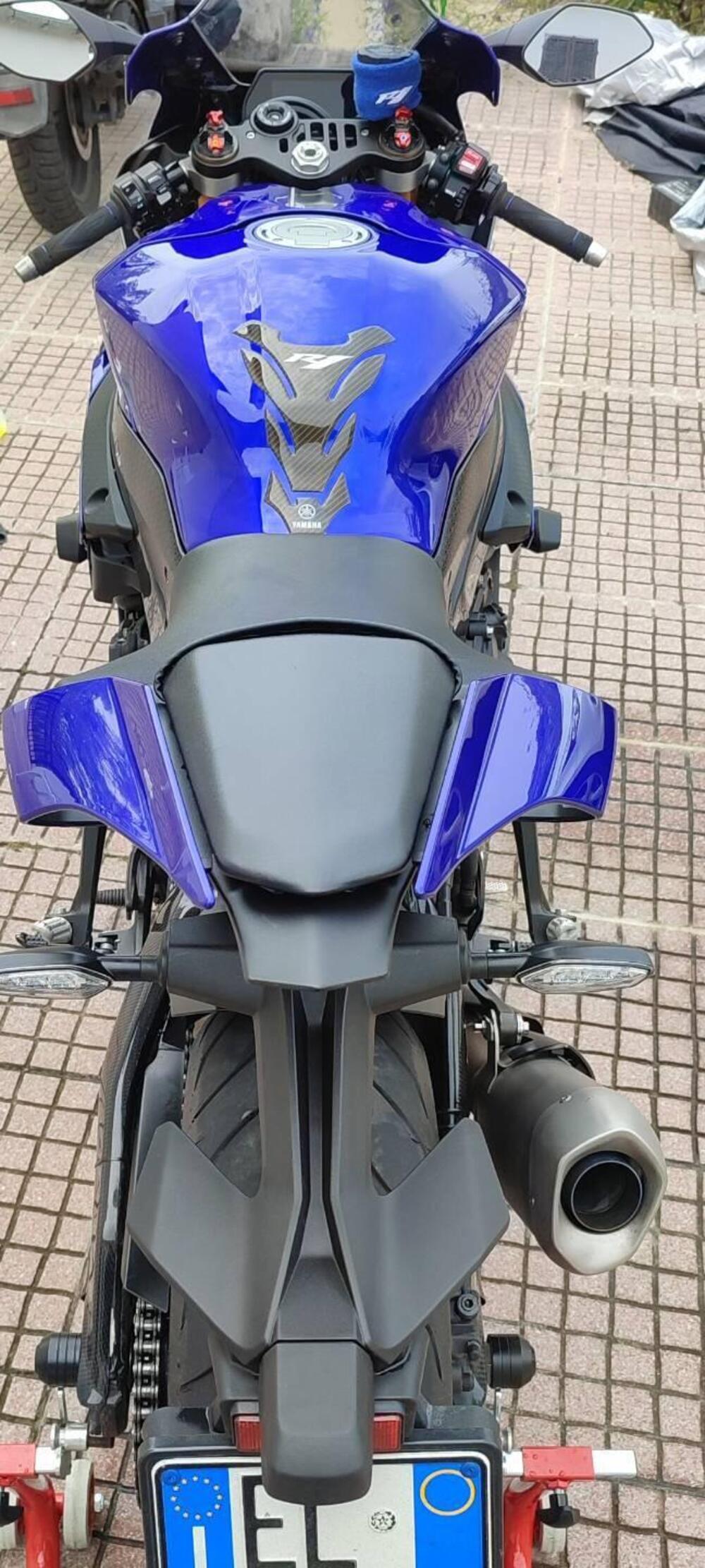 Yamaha YZF R1 (2017 - 19) (4)