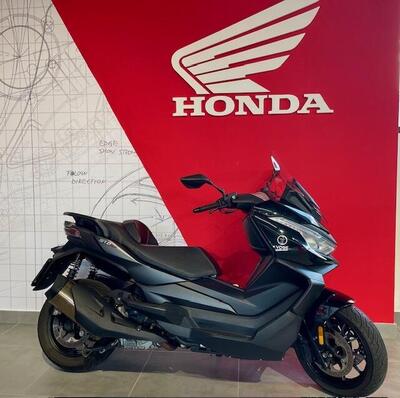 Voge Sfida SR4 MAX (2024 - 25) usata