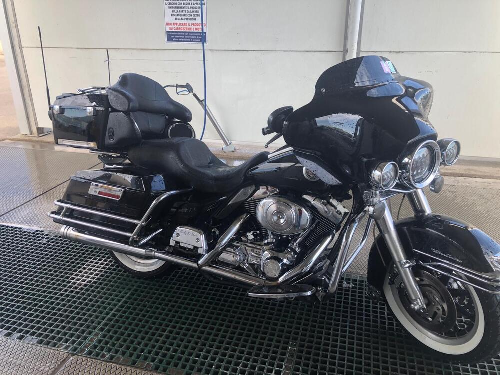 Harley-Davidson 1450 Electra Glide Ultra Classic (2003 - 05) - FLHTCUI (8)