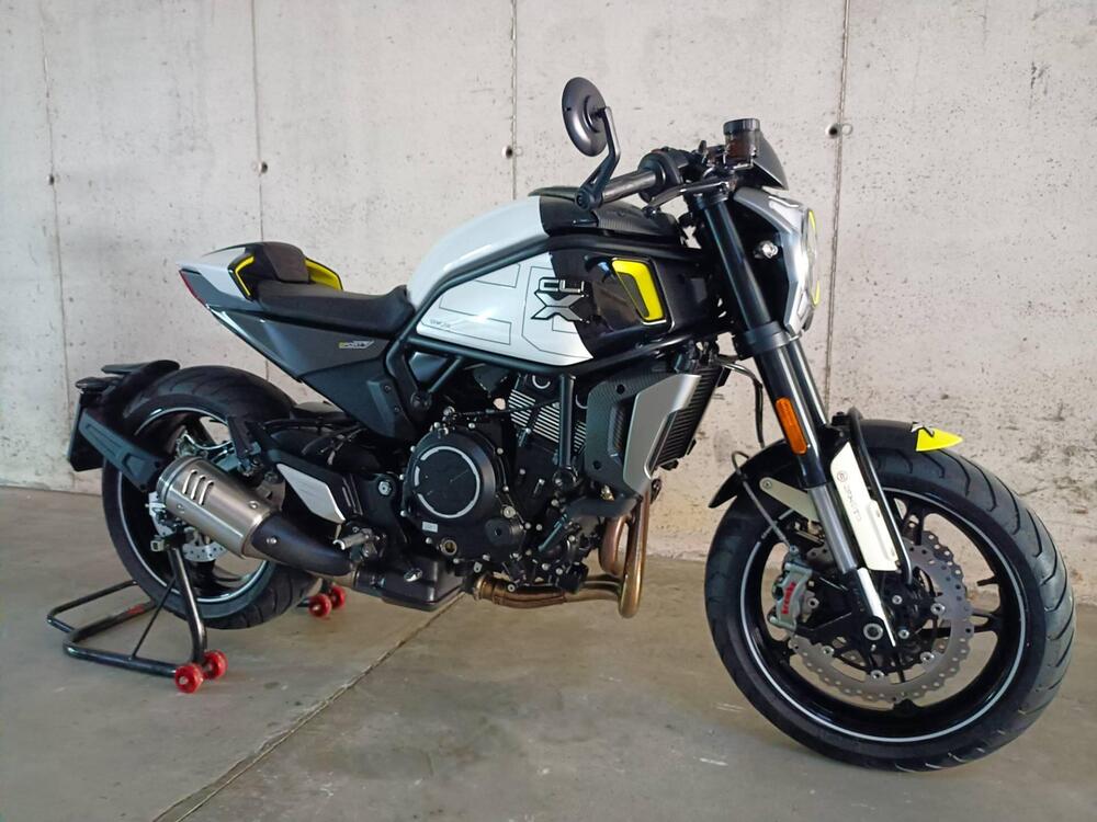 CFMOTO 700CL-X Sport (2022 - 26) (2)
