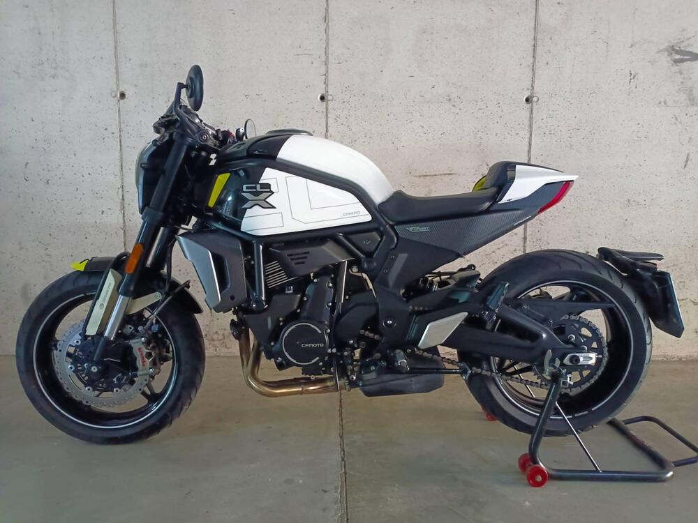 CFMOTO 700CL-X Sport (2022 - 26) (6)