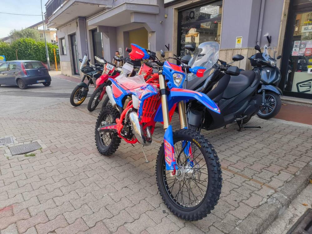 Betamotor RR 125 2T Enduro Race (2026) (2)