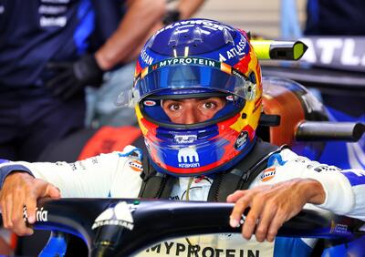 F1. Carlos Sainz ha le idee chiare: “Servono commissari fissi” per l’equità nei giudizi sui contatti