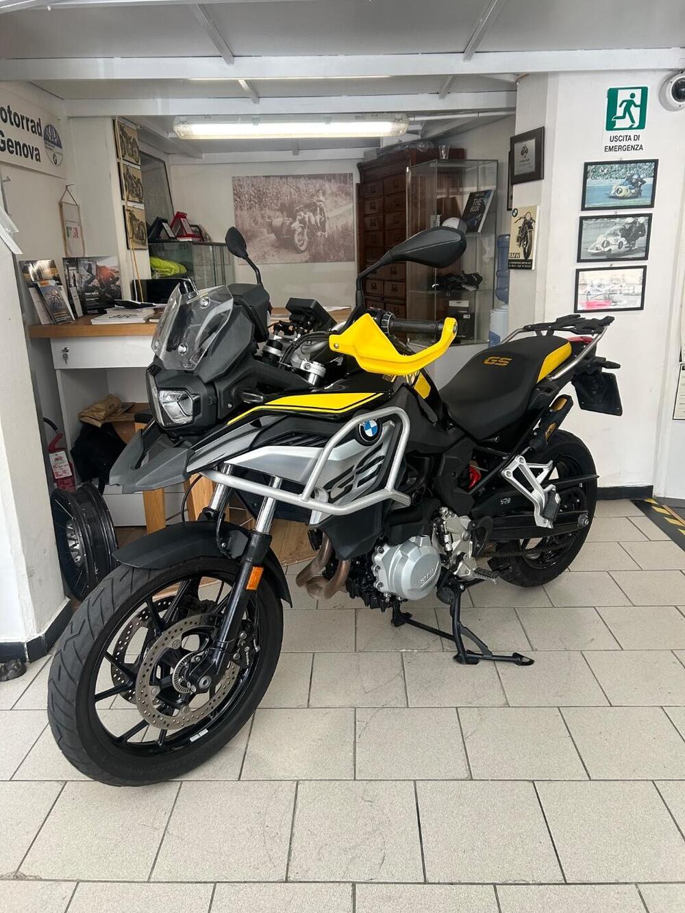 Bmw F 750 GS Edition 40 Years GS (2021) (2)