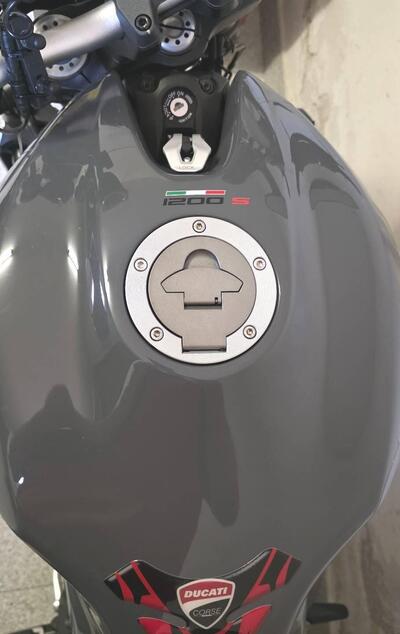 Ducati Monster 1200 S (2017 - 21) usata