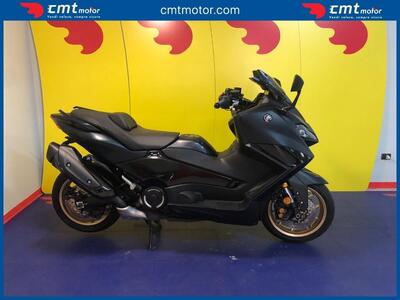 Yamaha T-Max 560 Tech Max (2021) usata