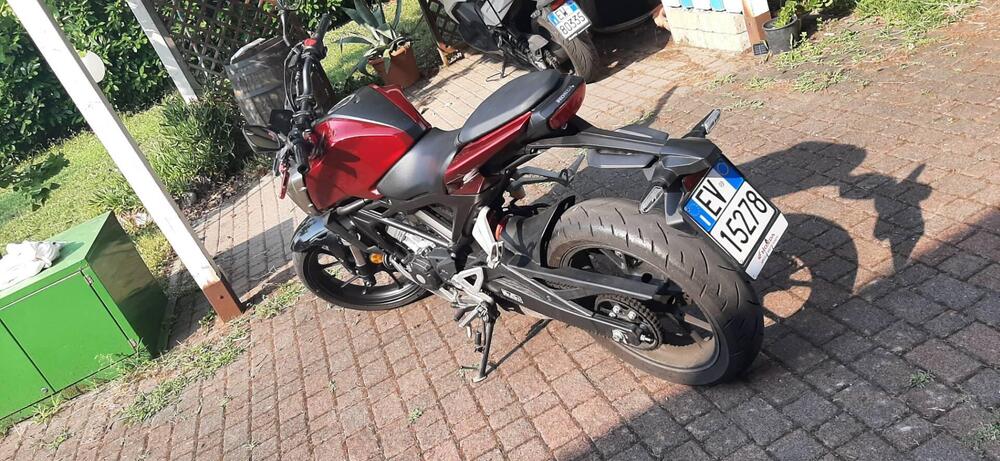 Honda CBR 125 R (2007 - 17) (4)