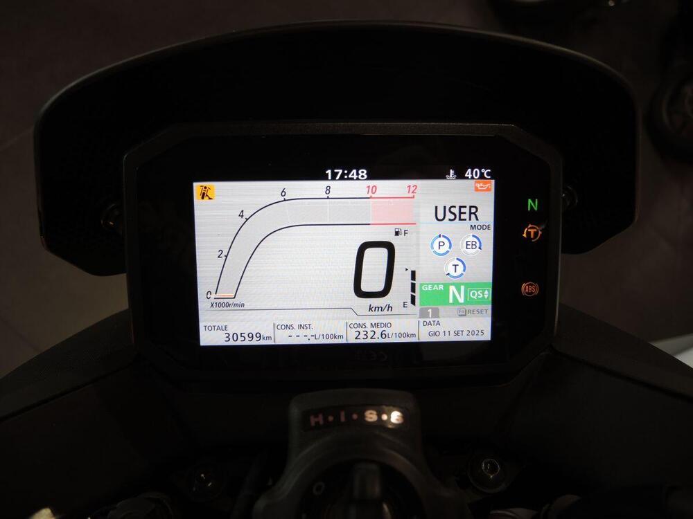 Honda CB 750 Hornet (2023 - 24) (5)