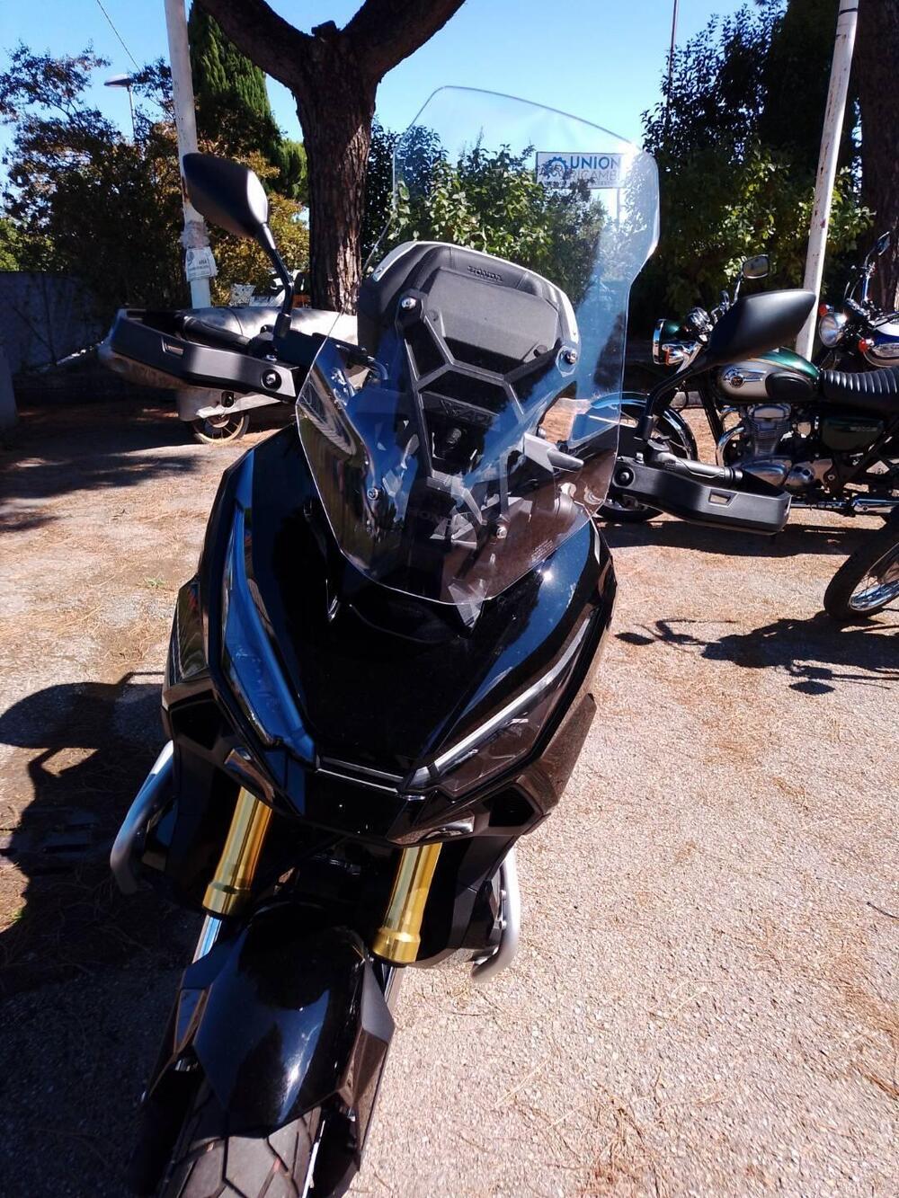 Honda X-ADV 750 Gravel (2025 - 26) (4)