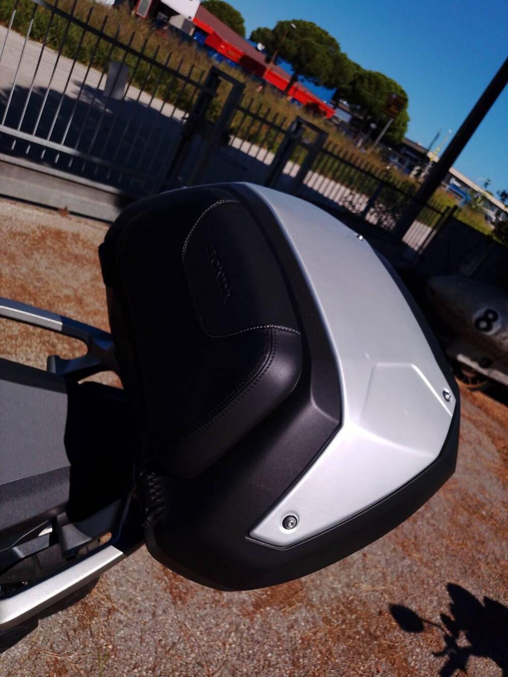 Honda X-ADV 750 Gravel (2025 - 26) (8)