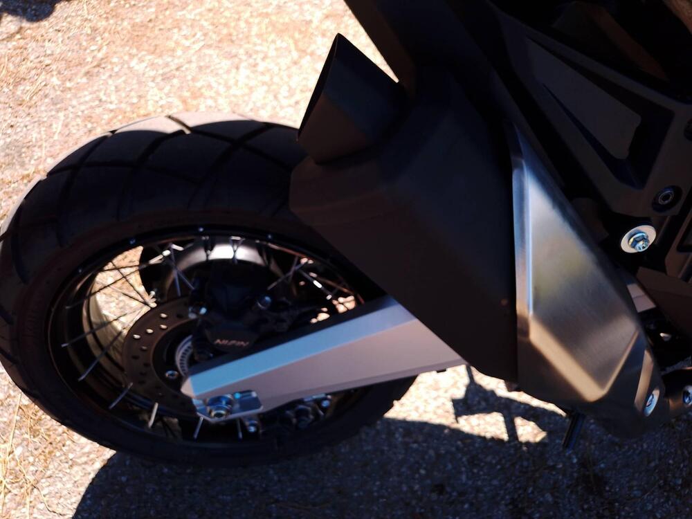 Honda X-ADV 750 Gravel (2025 - 26) (9)