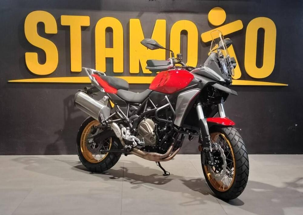 QJ Motor SRT 700 SX (2025 - 26) (2)