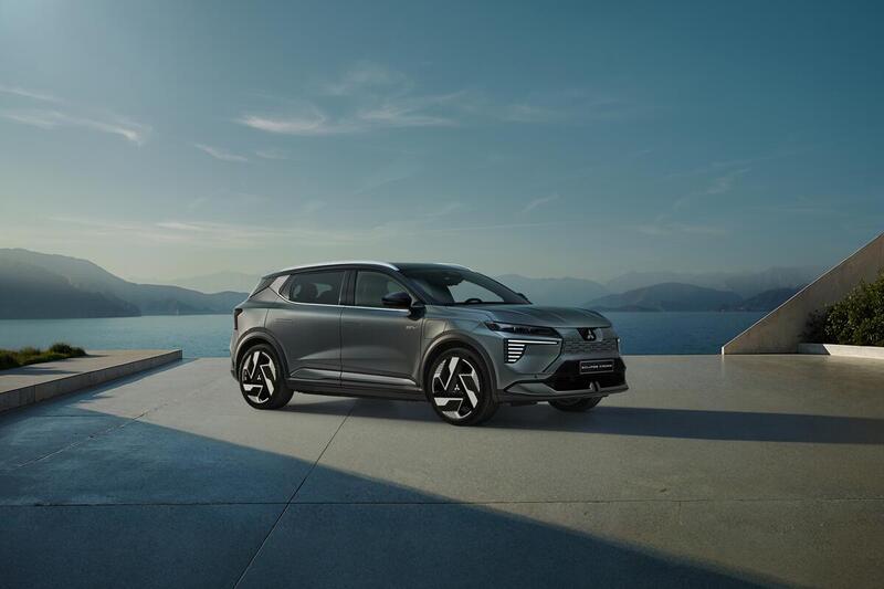 Mitsubishi resuscita l&#039;Eclipse: Il nuovo SUV elettrico da 600 Km che conquister&agrave; l&#039;Europa nel 2025