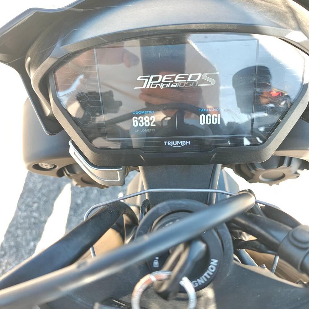 Triumph Speed Triple 1050 S (2018 - 20) (7)