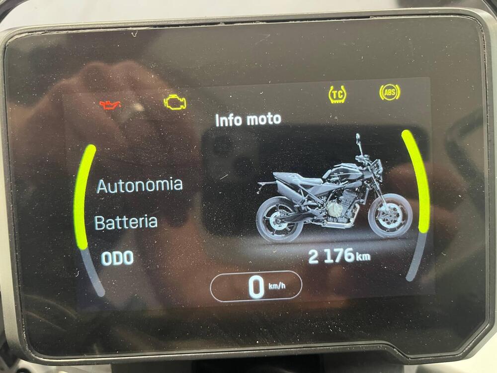 Husqvarna Svartpilen 801 (2024 - 26) (5)