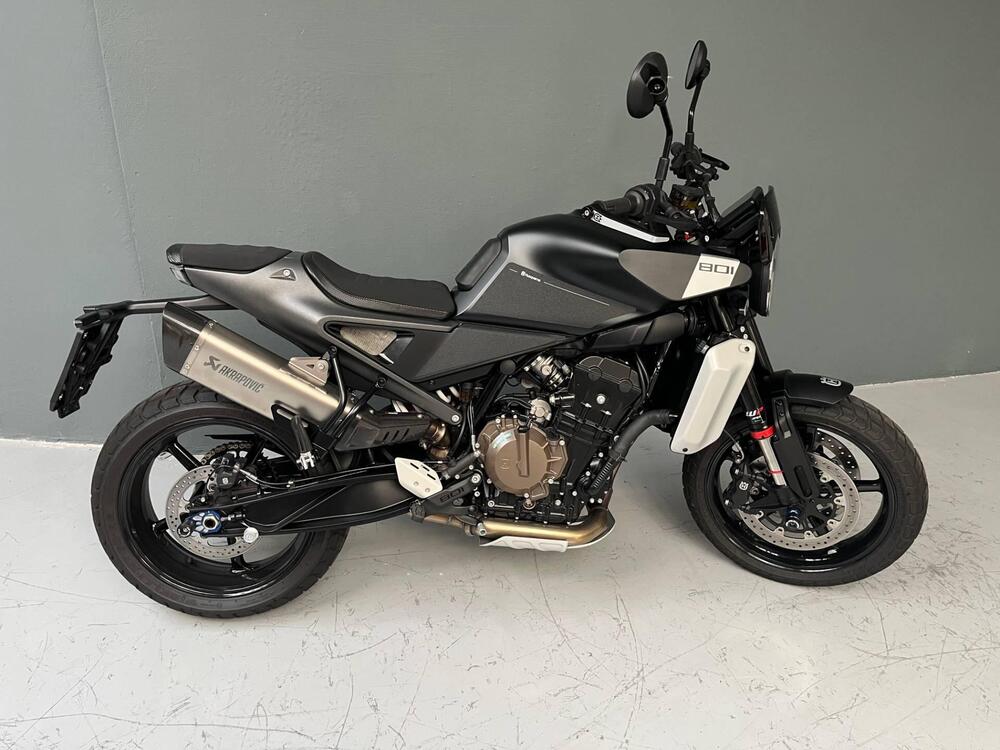 Husqvarna Svartpilen 801 (2024 - 26)