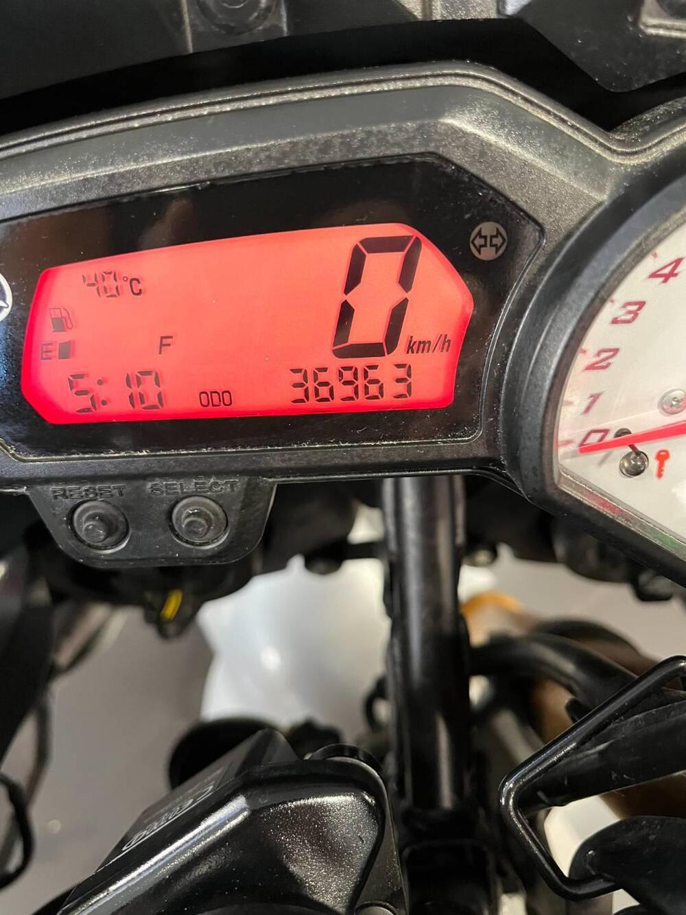 Yamaha FZ8 (2013 - 16) (4)