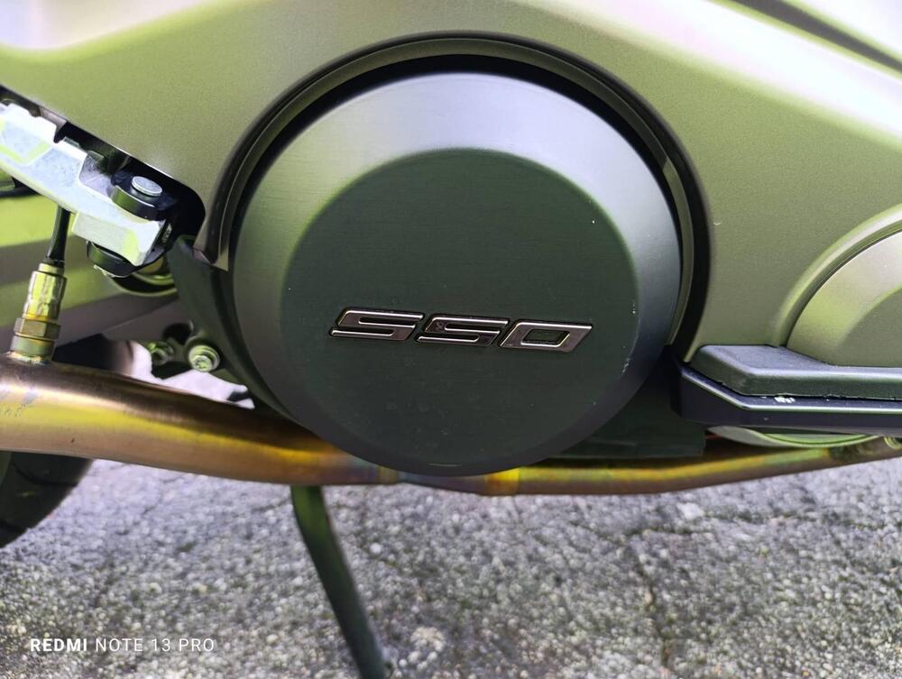 Kymco AK 550 ETS (2021 - 26) (8)