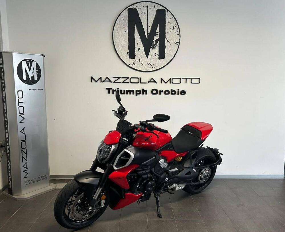 Ducati Diavel V4 (2023 - 26) (4)