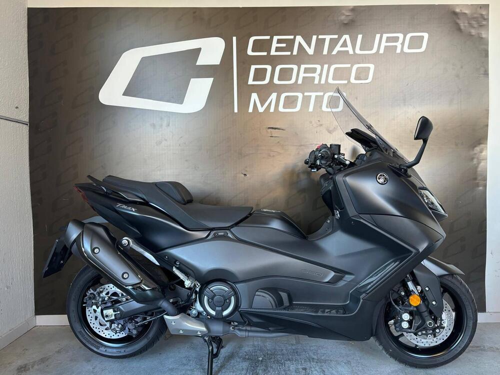 Yamaha T-Max 560 (2022 - 24)